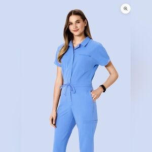 Mandala scrub jumpsuit in M (regular length) in Periwinkle EEUC